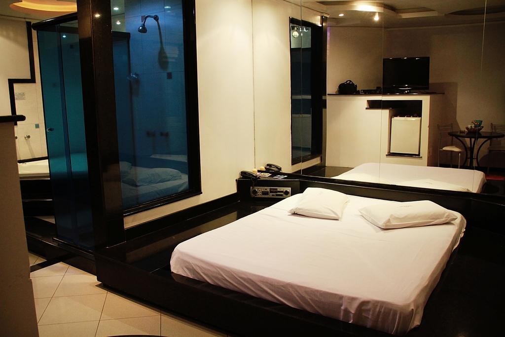 Motel Cozumel (Adults Only) Porto Alegre Habitación foto