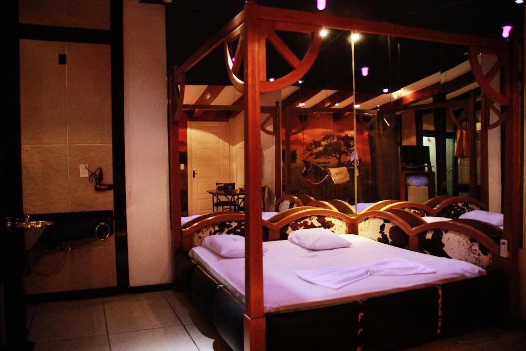 Motel Cozumel (Adults Only) Porto Alegre Habitación foto